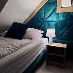 아파트 Dom Na Styku