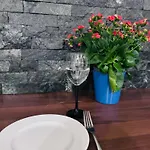 Dom Na Styku * 야보진카