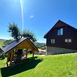 Dom Na Styku