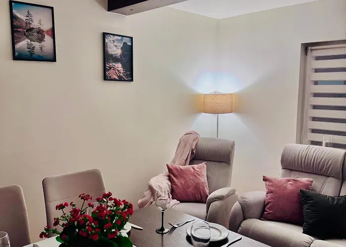 דירה Dom Na Styku יבוז'ינקה